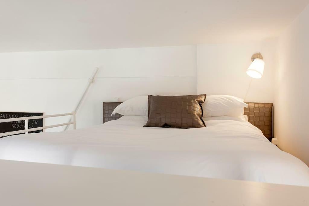 In Bed With Lisbon 5N Apartment Amadora Bagian luar foto
